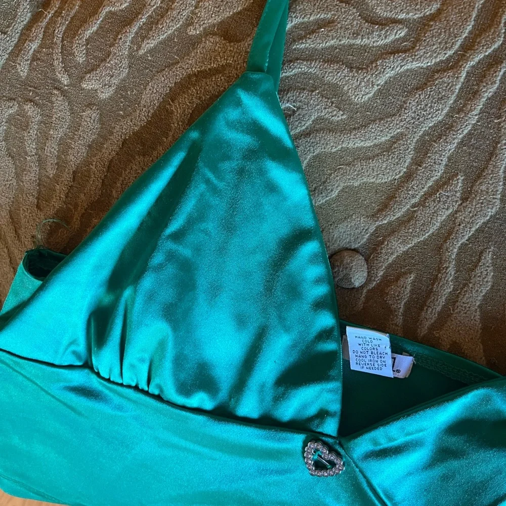 Rue21 Emerald Satin Bralette with Heart Charm - Picture 6 of 6